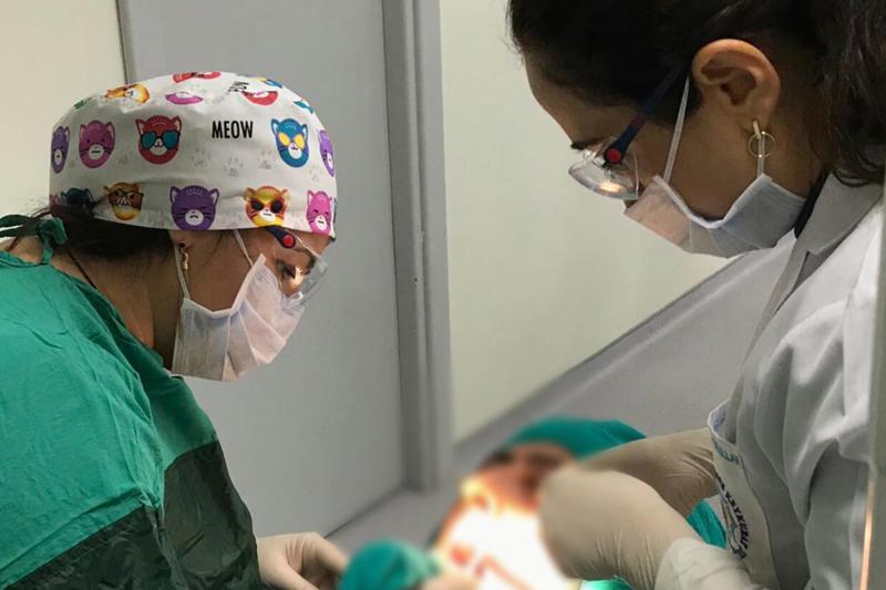 FAKÜLTEMİZDE İLK İMPLANT OPERASYONU GERÇEKLEŞTİ